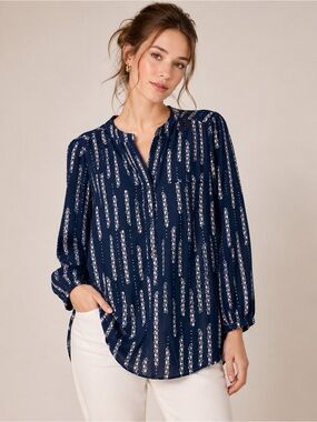 NYDJ Blouse Top Women Size medium Blue pink Floral Button Up Casual